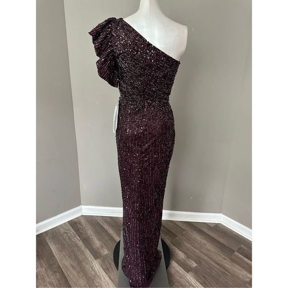 MAC DUGGAL EMBELLISHED PUFF ONE SHOULDER GOWN - Picture 7 of 12
